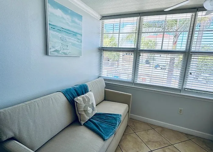 Apartment Barefoot In Indian Shores Minutes From Clearwater Clearwater Beach