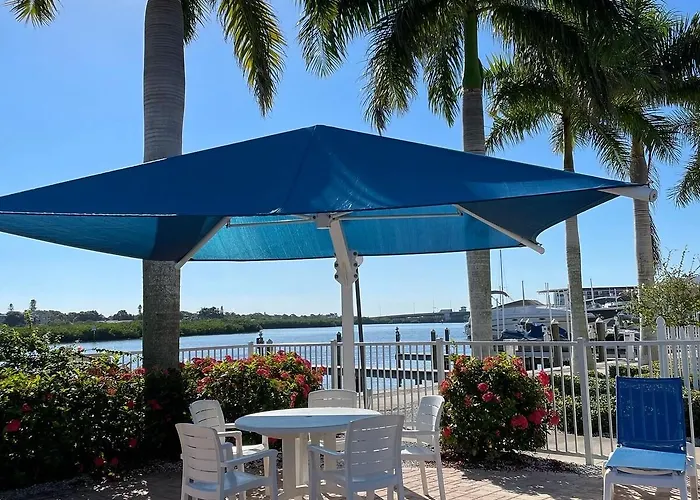 Apartment Barefoot In Indian Shores Minutes From Clearwater Clearwater Beach